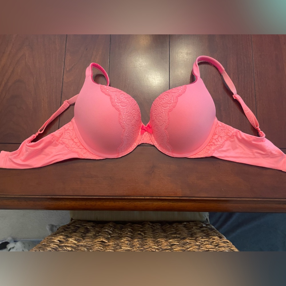 Victoria's Secret orange perfect shape body by Victoria bra full coverage NWOT